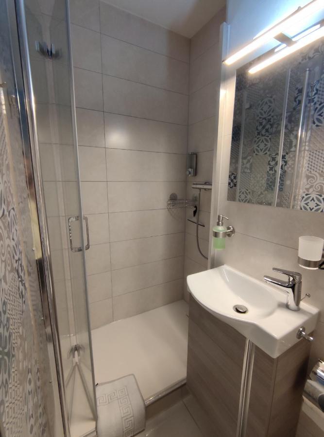 Studio 20Qm Mit Balkon Und Innenpool - 22010 Schluchsee Zewnętrze zdjęcie